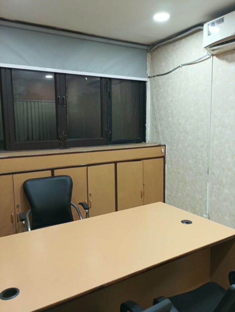 Team Area, panchkula urban estate Commercial Office Space 1000 Sq.Ft. In Panchkula Urban Estate Panchkula 10715015