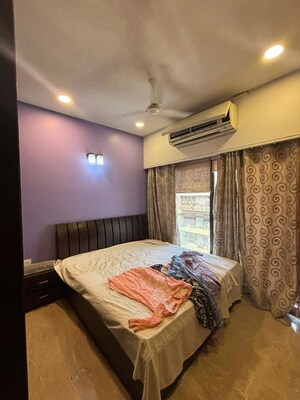 Bedroom in 4 BHK Apartment at DLH Sorrento, Veera Desai Road – for Sale