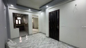 Room in 2 BHK Builder Floor at Chattarpur – for Rent