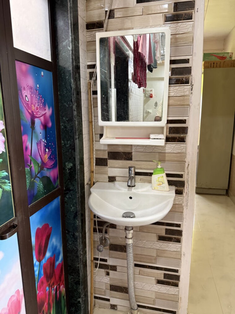 Bathroom, savarkar nagar 2 Bedroom 778 Sq.Ft. Apartment In Savarkar Nagar Thane 10715053