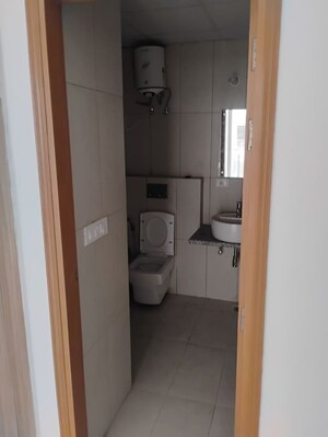 Furnished Amenities in 3 BHK Apartment at Sobha City Gurgaon, Sector 108 – for Rent
