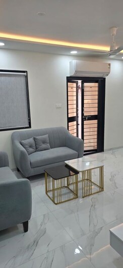 2 BHK +Apartment For Rent in Wadgaon Sheri