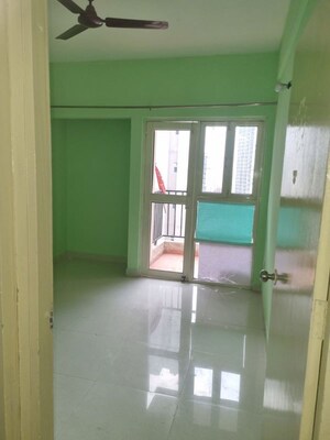 Room in 2 BHK Apartment at GLS Crown Avenue, Sector 92 – for Rent