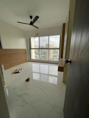 Room in 2.5 BHK Apartment at Rohinton Guruprasad Divine Residency, Chembur – for Rent