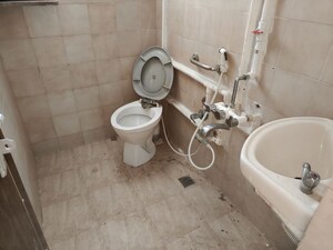 Bathroom in 2 BHK Villa at Satellite – for Rent