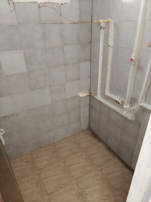 Bathroom in 2 BHK Villa at Satellite – for Rent