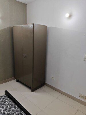 Room in 3 BHK Villa at Sector 55 – for Rent