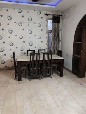 Gym in 3 BHK Villa at Sector 55 – for Rent