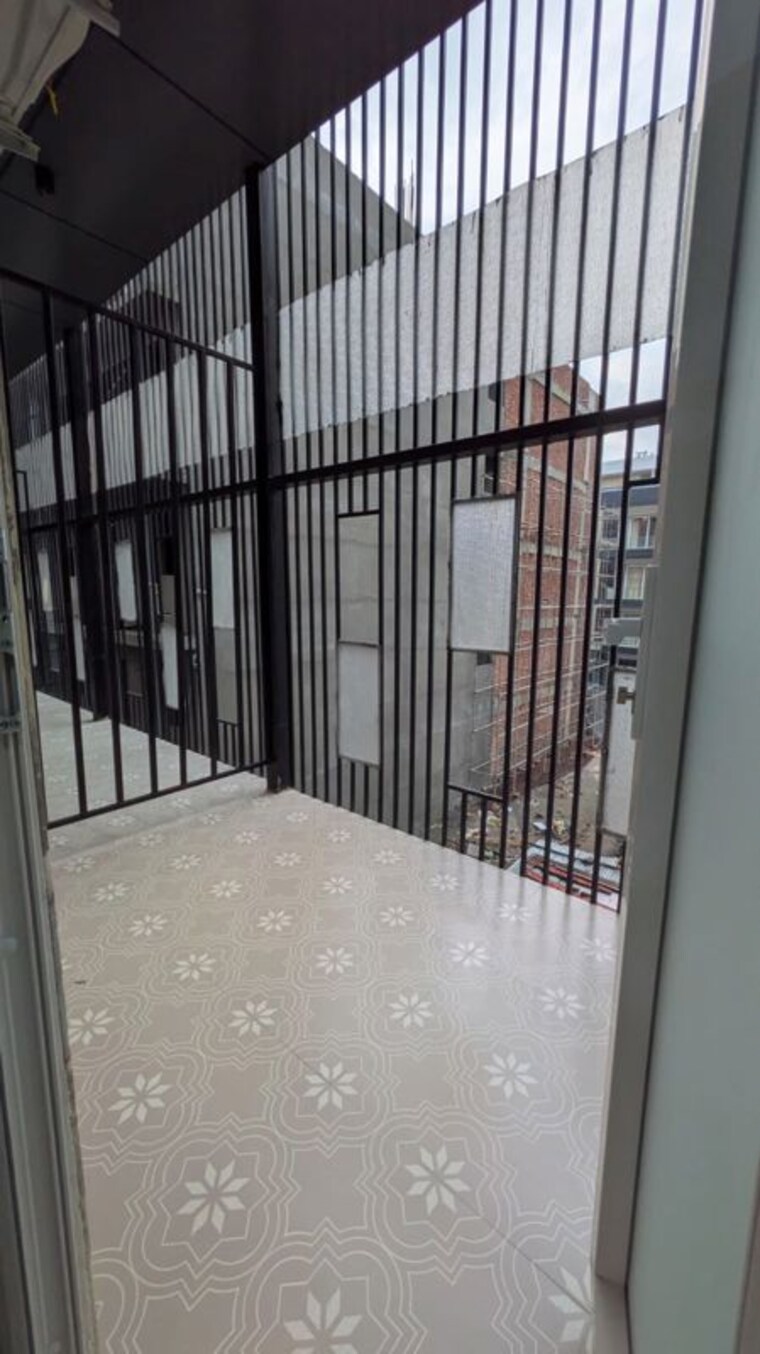 Balcony, sector 49 1 Bedroom 540 Sq.Ft. Builder Floor In Sector 49 Gurgaon 10715103