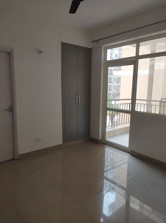2 BHK +  635 Sq.Ft. Apartment in Suncity Avenue 76