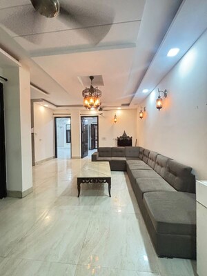 3 BHK Builder Floor For Rent in Chattarpur