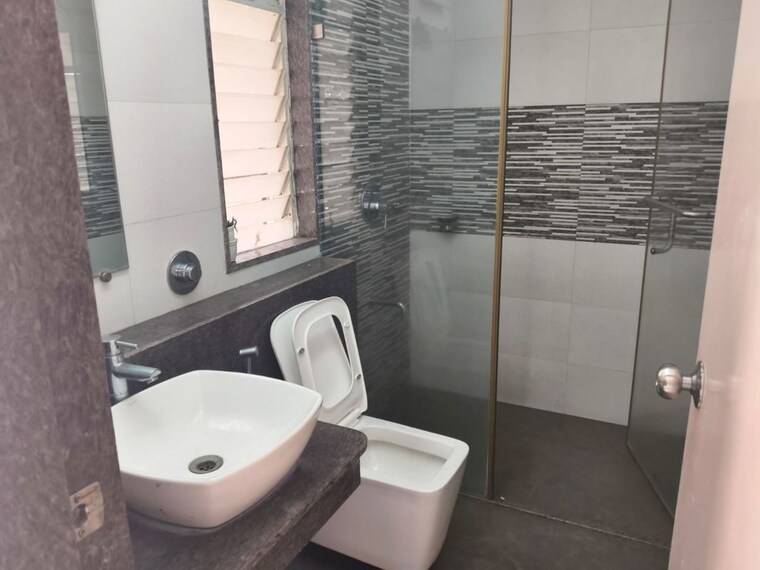 Bathroom, parvati paytha 3 Bedroom 1350 Sq.Ft. Apartment In Parvati Paytha Pune 10715162