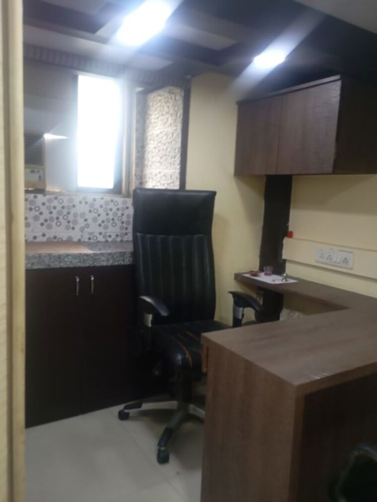 Team Area, haware-fantasia Commercial Office Space 754 Sq.Ft. In Vashi Sector 28 Navi Mumbai 10715170