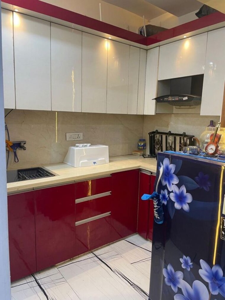 Team Area, dwarka mor 2 Bedroom 55 Sq.Yd. Builder Floor In Dwarka Mor Delhi 10715187