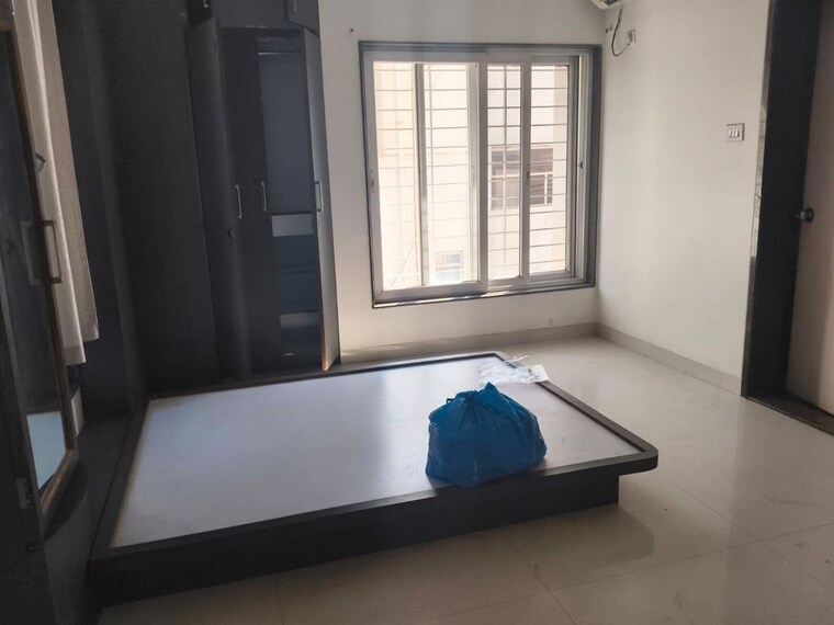 Room, navi peth 1 Bedroom 500 Sq.Ft. Apartment In Navi Peth Pune 10715181