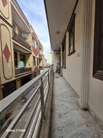 1 BHK +  500 Sq.Ft. Apartment in Chattarpur