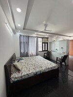 1 BHK +  600 Sq.Ft. Builder Floor in Chattarpur