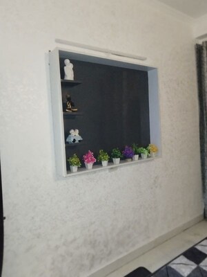 Room in 2 BHK Builder Floor at Niti Khand I – for Rent