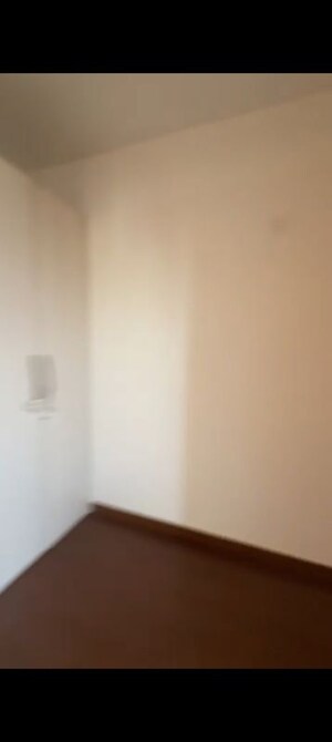 Room in 3 BHK Apartment at Mapsko Mount Ville, Sector 79 – for Rent