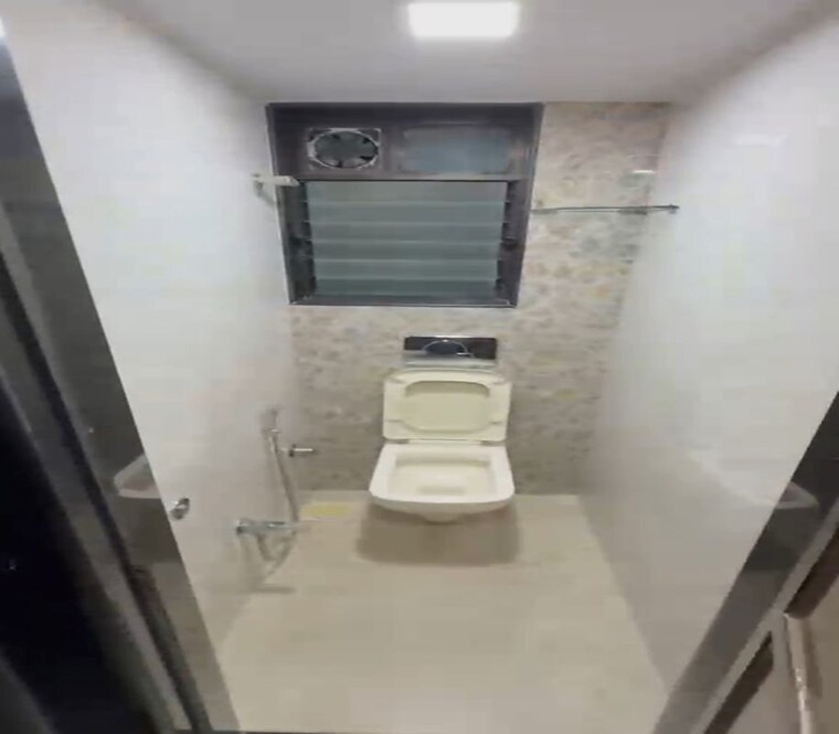 Bathroom, dadar east 1 Bedroom 550 Sq.Ft. Apartment In Dadar East Mumbai 10715258