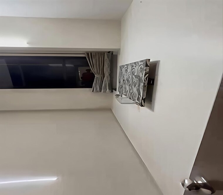 Room, dadar east 1 Bedroom 550 Sq.Ft. Apartment In Dadar East Mumbai 10715258