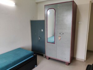 Furnished Amenities in 2 BHK Apartment at Kalpataru Hills, Manpada – for Rent