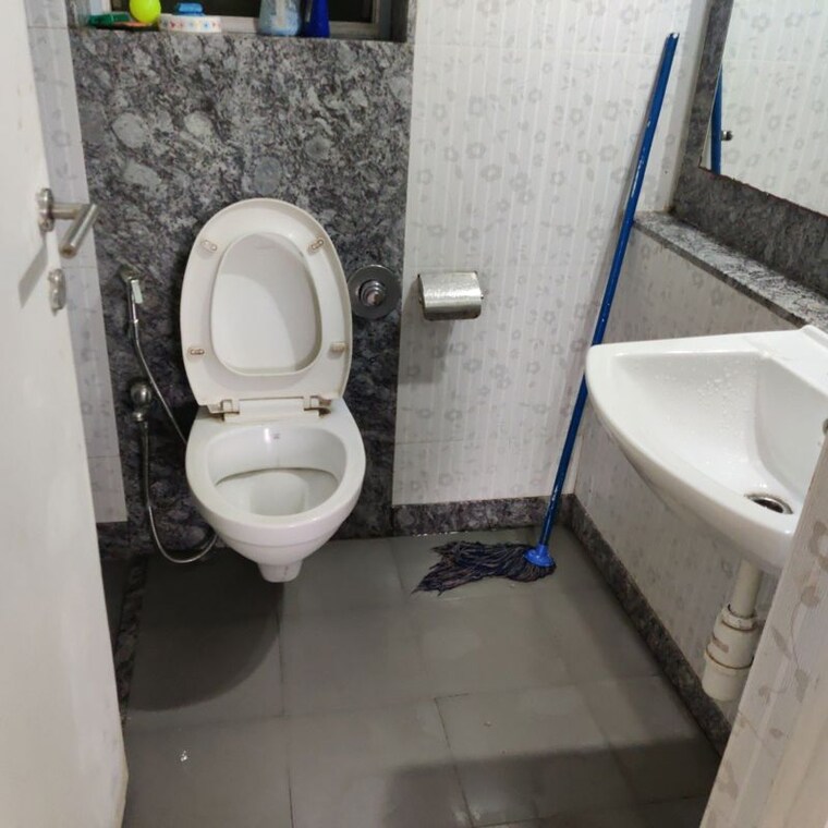 Bathroom, kalpataru-hills 2 Bedroom 650 Sq.Ft. Apartment In Manpada Thane 10715186