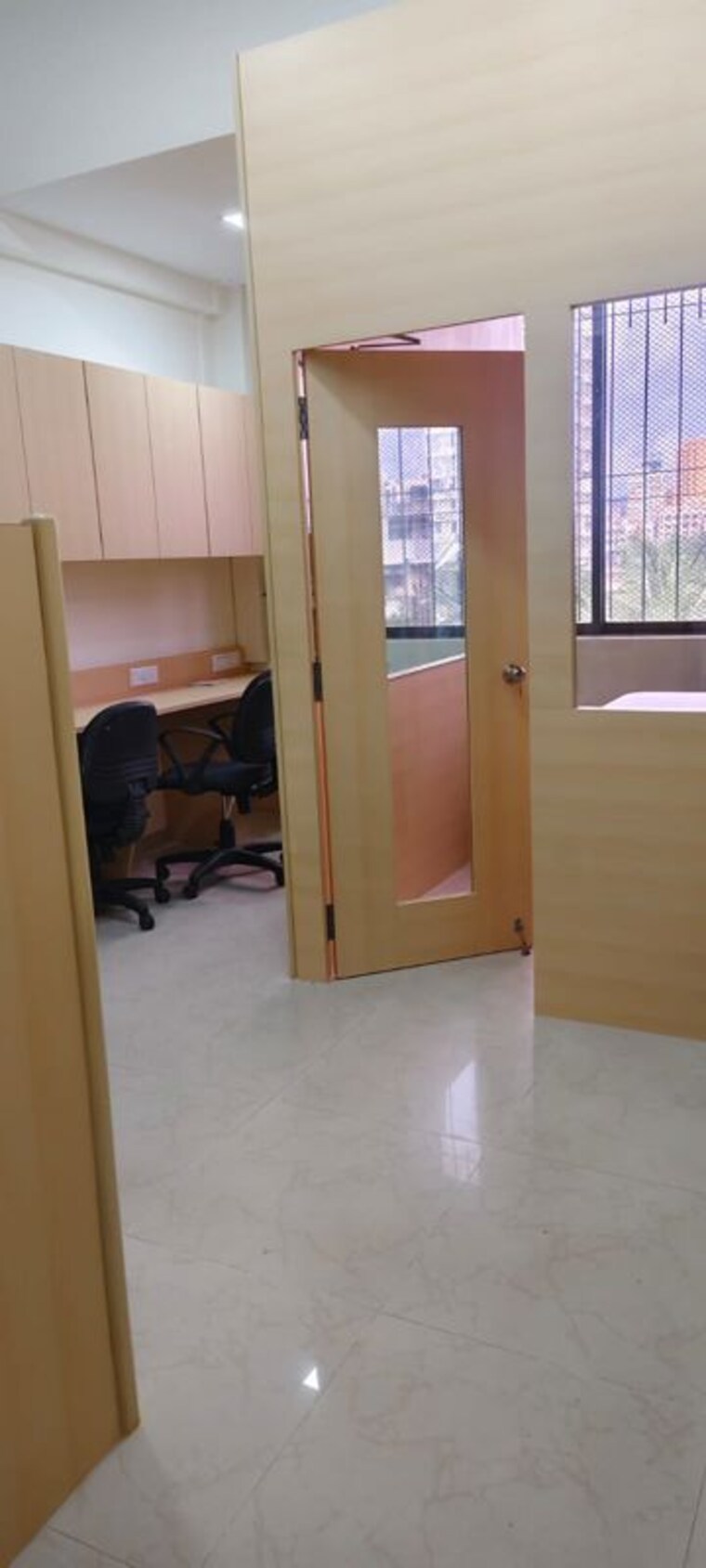 Room, kemp-plaza Commercial Office Space 375 Sq.Ft. In Malad West Mumbai 10715263