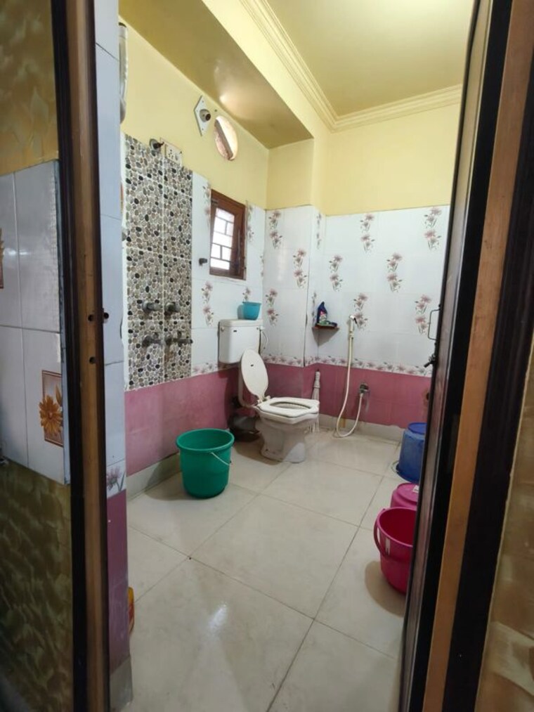 Bathroom, new town action area 1 3 Bedroom 1150 Sq.Ft. Apartment In New Town Action Area 1 Kolkata 10715276