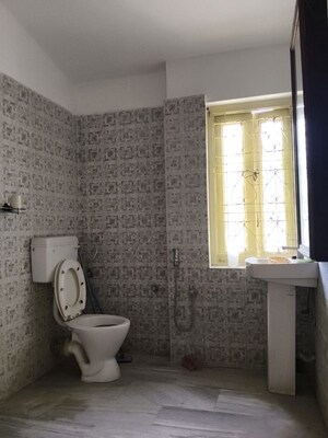 Bathroom in 2 BHK Independent House at Doranda – for Rent