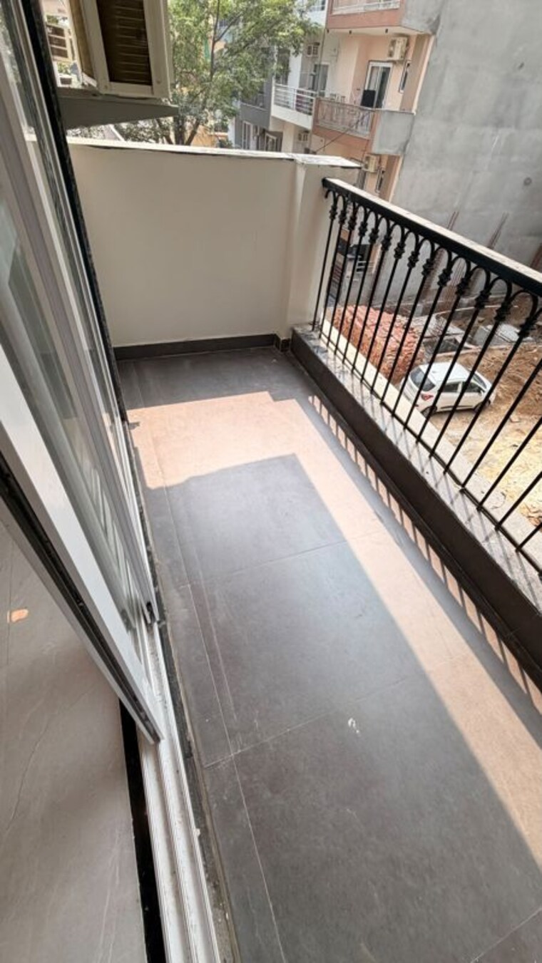 Balcony, sector 40 2 Bedroom 1450 Sq.Ft. Builder Floor In Sector 40 Gurgaon 10715302