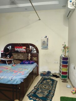 1 BHK +Apartment For Rent in Sector 10