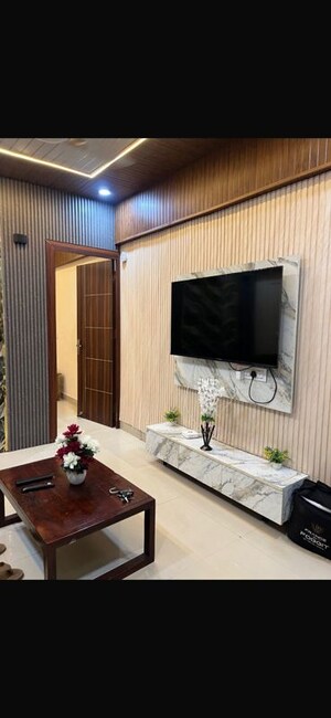 3 BHK Apartment For Rent in Windsor Paradise 2, Raj Nagar Extension