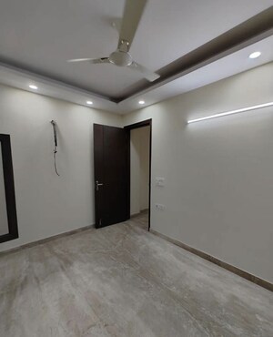 Room in 3 BHK Builder Floor at Tagore Garden – for Rent