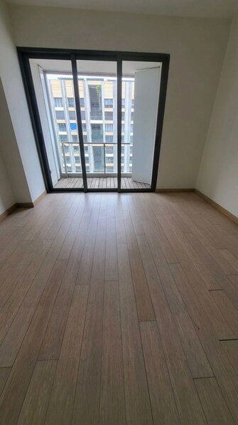 2 BHK +  980 Sq.Ft. Apartment in Lodha NCP Commercial Tower Supremus