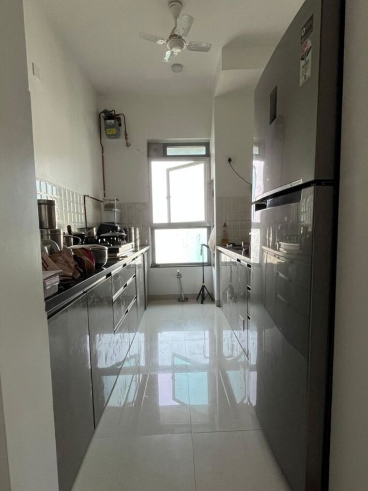 Bathroom, raymond-ten-x-habitat 2 Bedroom 644 Sq.Ft. Apartment In Pokhran Road No Two Thane 10715333