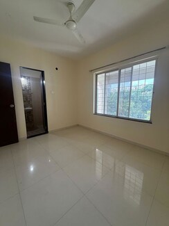 2 BHK Apartment For Rent in R K Residency