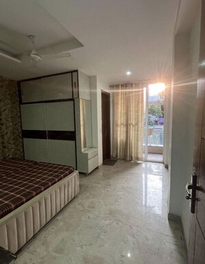 Room in 2 BHK Builder Floor at Ramesh Nagar – for Rent
