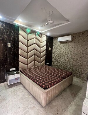 Bedroom in 2 BHK Builder Floor at Ramesh Nagar – for Rent