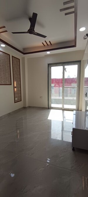 Room in 3 BHK Builder Floor at Parklands, Sector 85 – for Sale