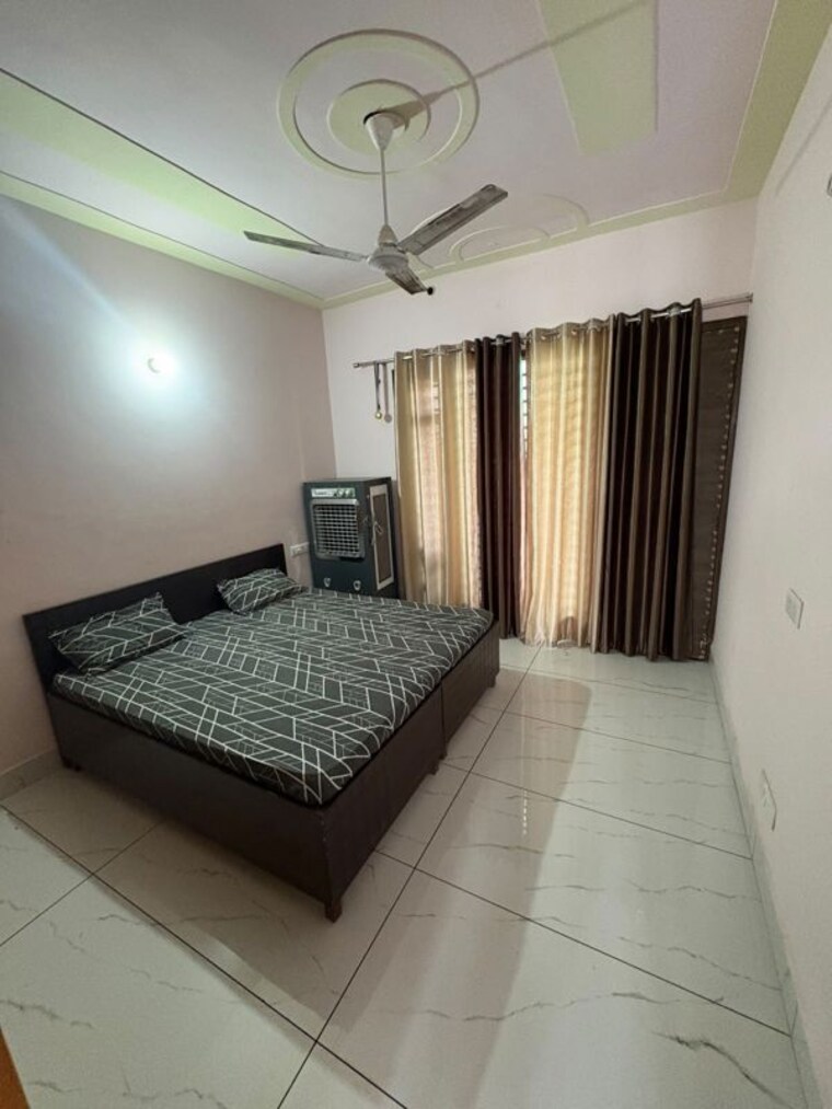 Bedroom, sector 17 1 Bedroom 800 Sq.Ft. Apartment In Sector 17 Panchkula 10715368