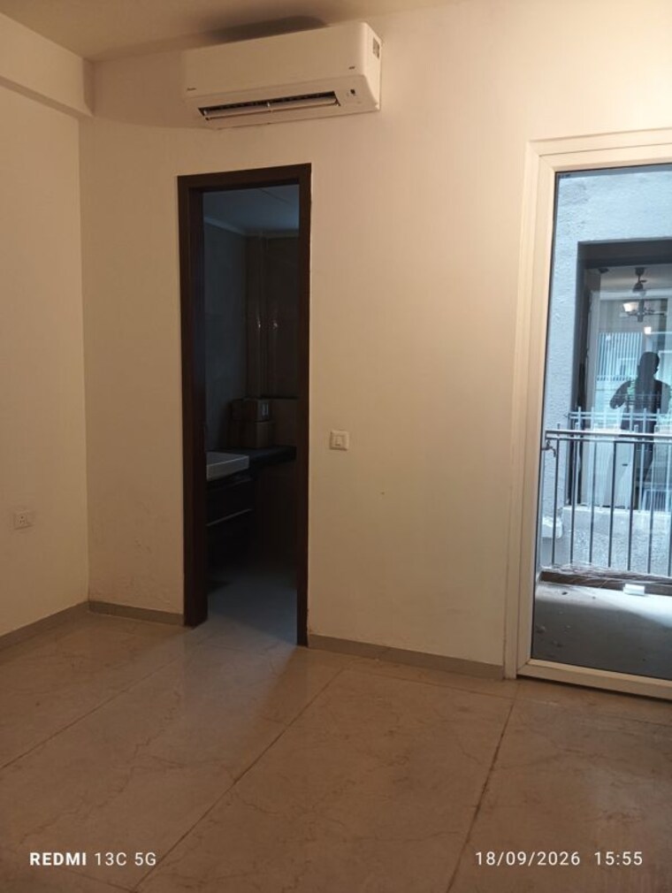 Room, smart-world-orchard 3 Bedroom 1680 Sq.Ft. Apartment In Sector 61 Gurgaon 10715378