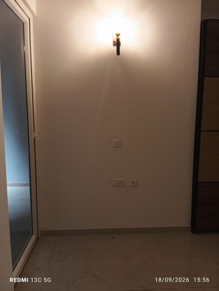 Room, smart-world-orchard 3 Bedroom 1680 Sq.Ft. Apartment In Sector 61 Gurgaon 10715378