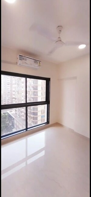 Room in 3 BHK Apartment at Our Home CHS, Andheri West – for Rent