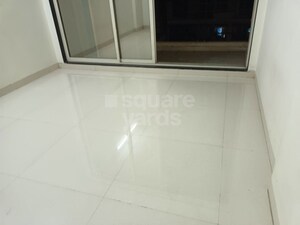 Room in 1 BHK Apartment at Neelkanth Sparkle, Ghansoli – for Rent