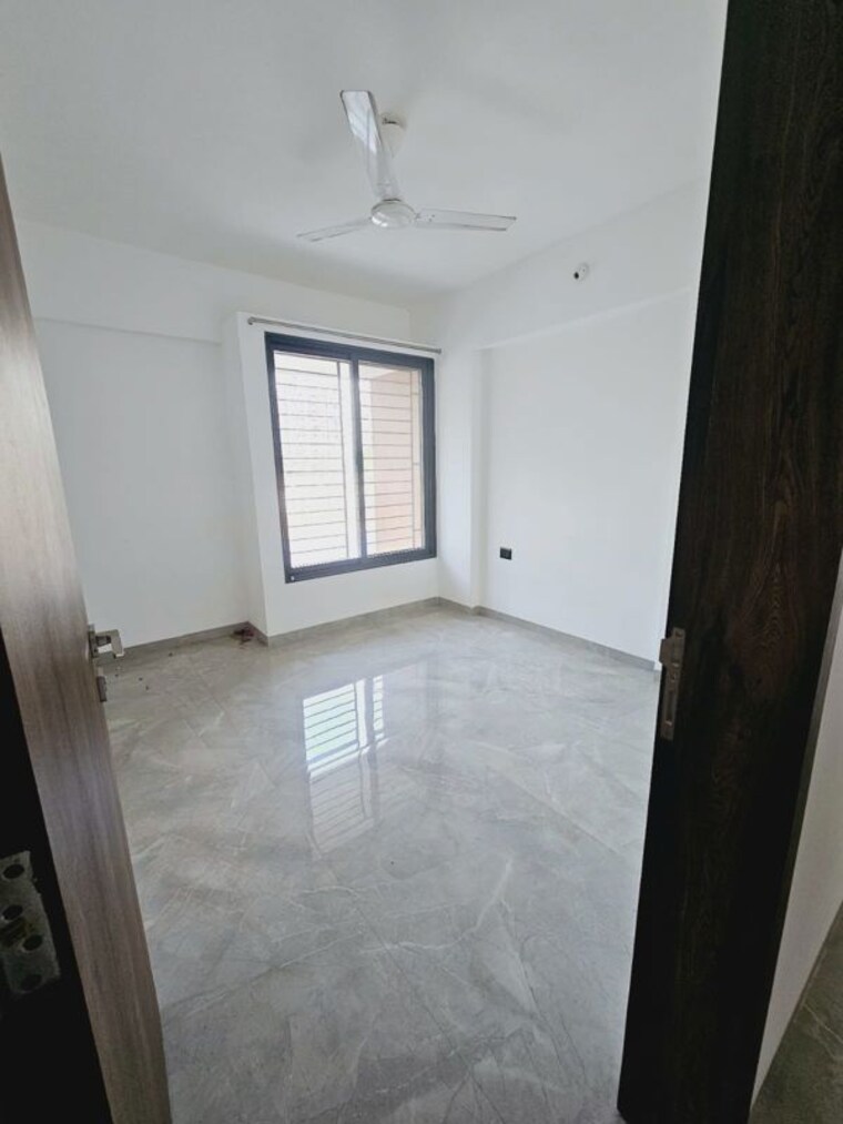 Room, unique-legacy-majestic 2 Bedroom 628 Sq.Ft. Apartment In Mundhwa Pune 10715414