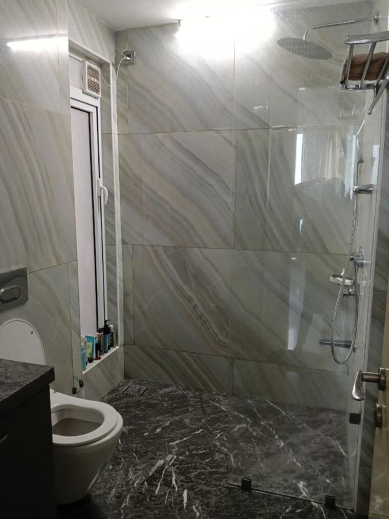 Bathroom, marathon-monte-south 2 Bedroom 1230 Sq.Ft. Apartment In Byculla West Mumbai 10715426