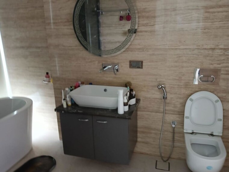 Bathroom, marathon-monte-south 2 Bedroom 1230 Sq.Ft. Apartment In Byculla West Mumbai 10715426