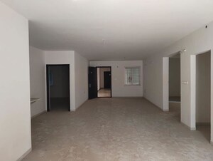 Room in 3 BHK Apartment at Rajapushpa Eterna, Nanakramguda – for Sale