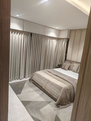 Bedroom in 2 BHK Apartment at Byculla – for Sale